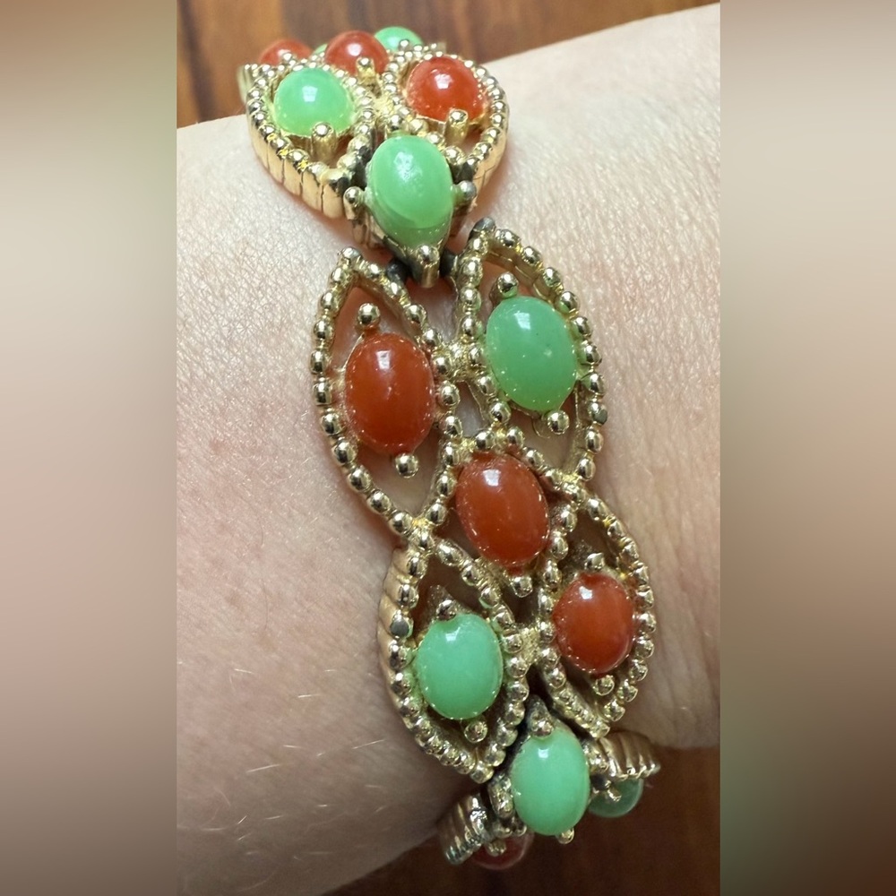 VTG Sarah Coventry Acapulco Cabochon Bracelet Gold Tone 1960s Signed